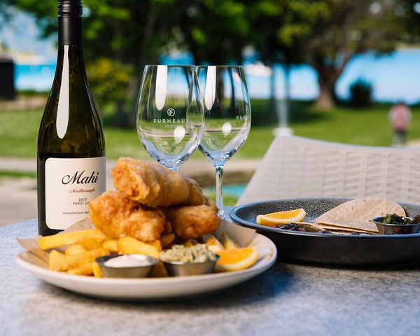 Queen Charlotte Track: End to End - 6 Days food